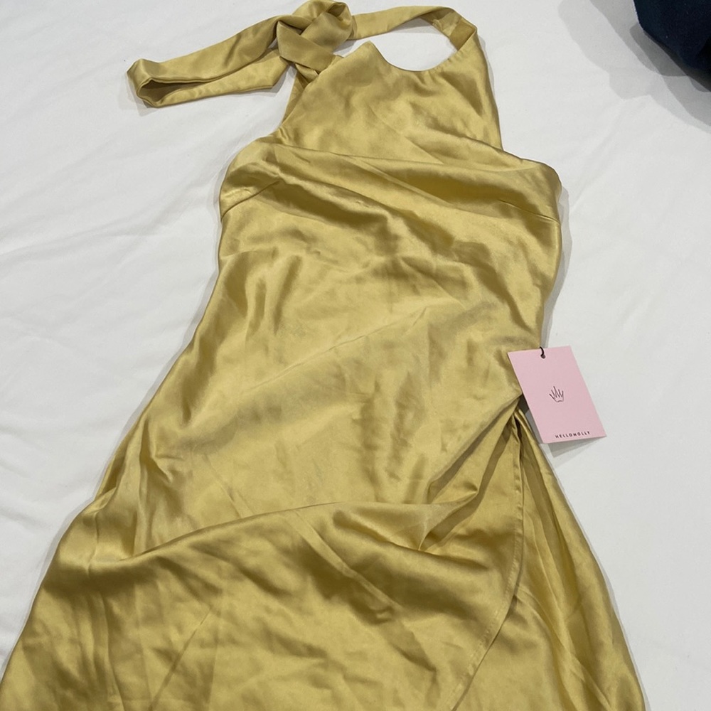 Light yellow dress